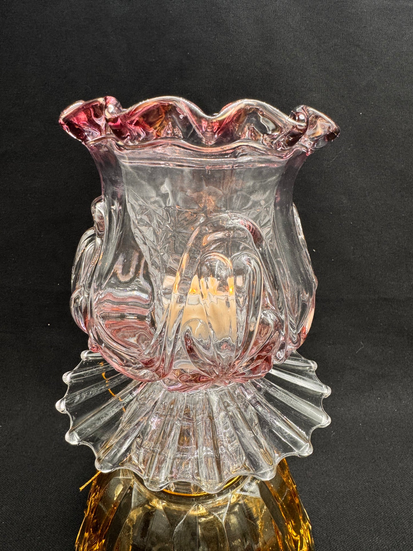 Vintage lykt i lilla og gul skål