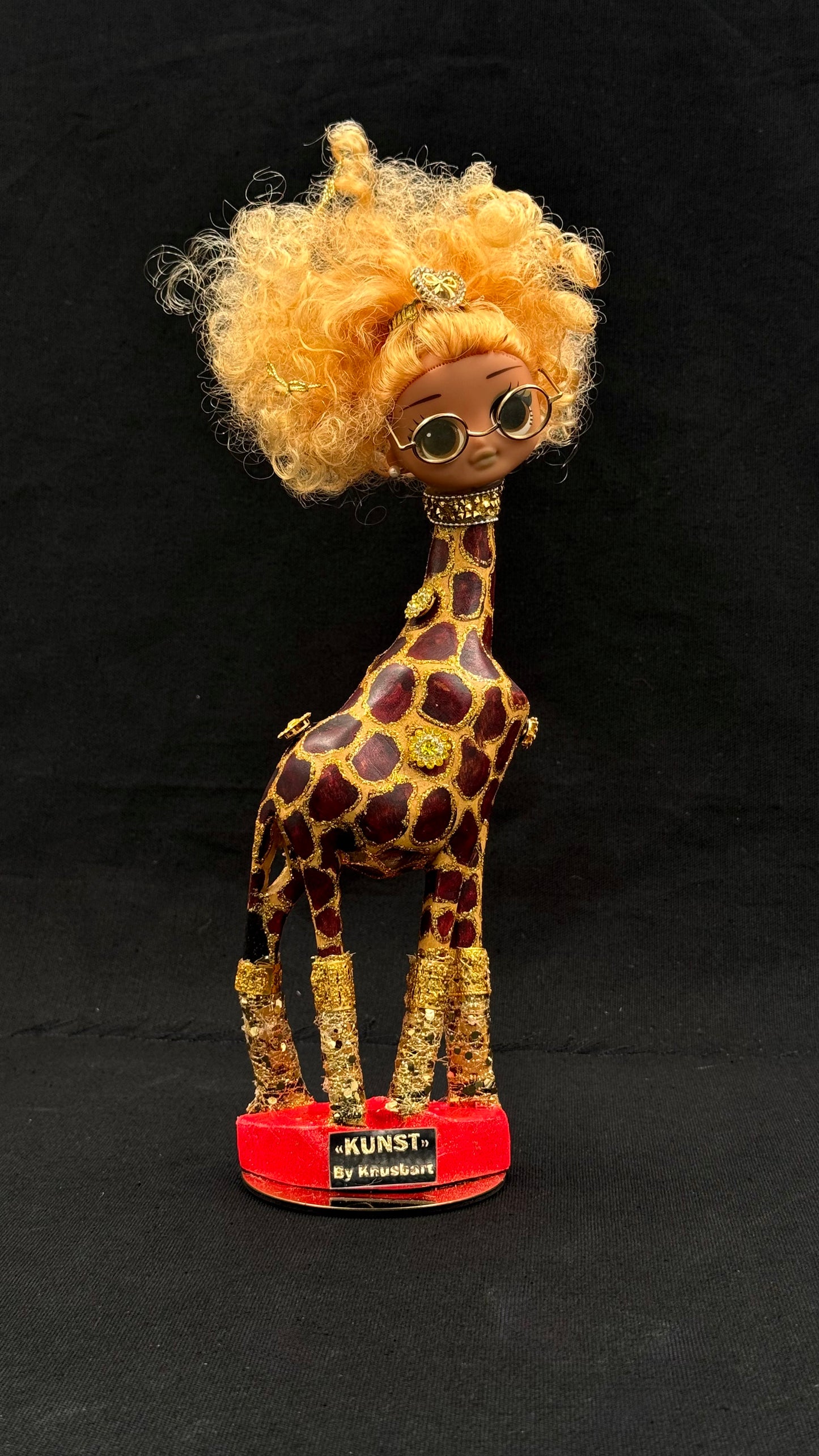 Vintage Sjiraff med LOL dukkehodet