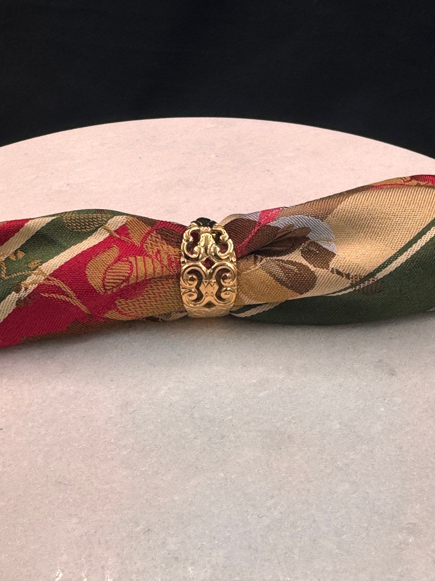 Vintage Skjerfring «Finse» liten gullforgylt