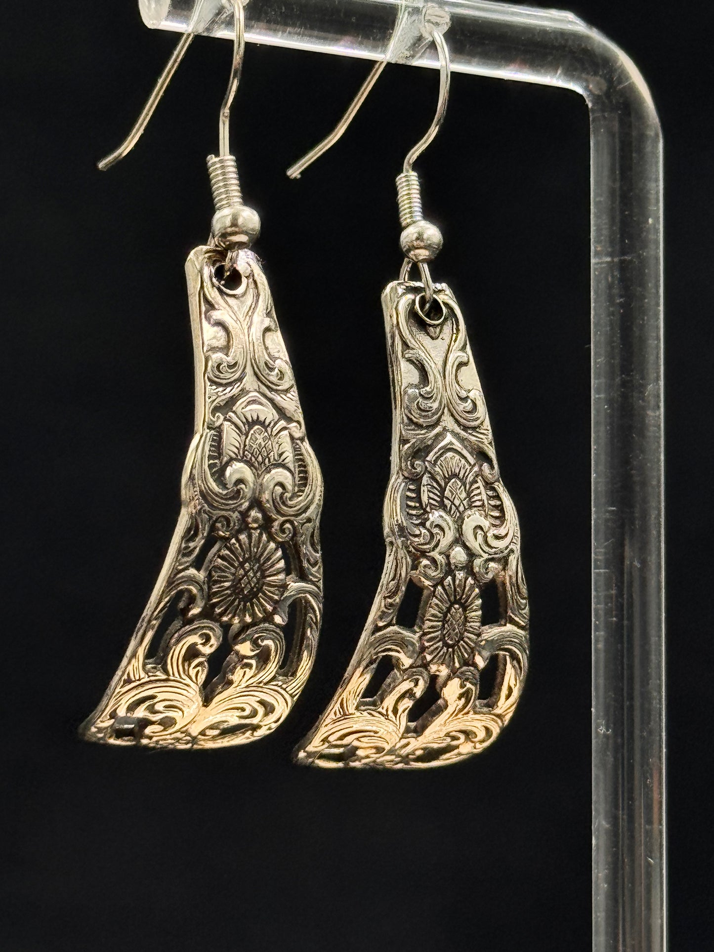 Vintage øredobb i sølvplett bøyd halvsirkel