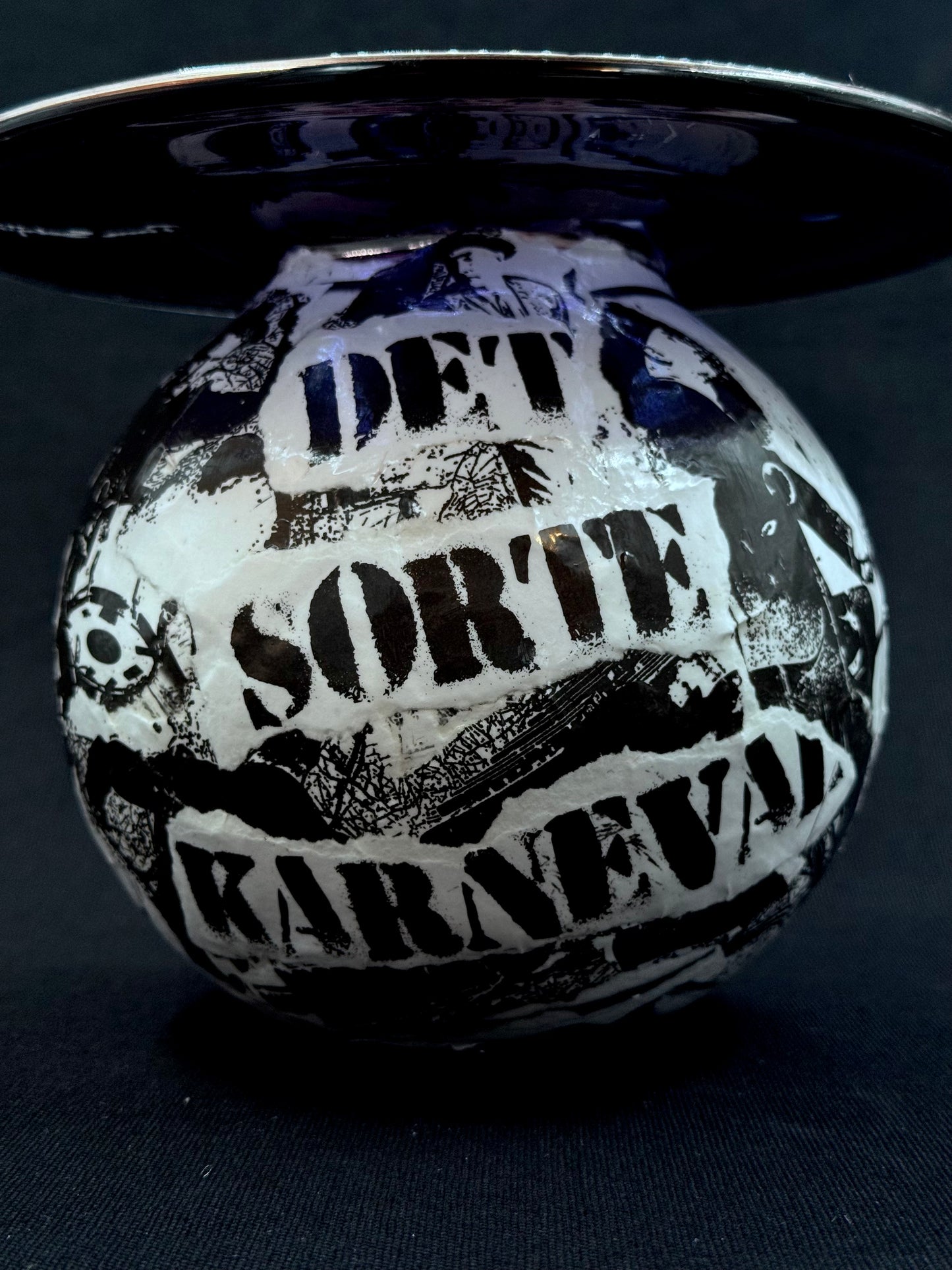 PopArt Boblevase med Jan Ove «det sorte karneval»