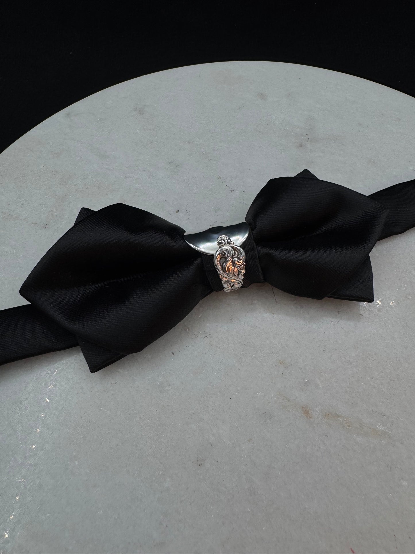 Bestilling! Vintage sløyfering av saltskje og forgylling av armbånd