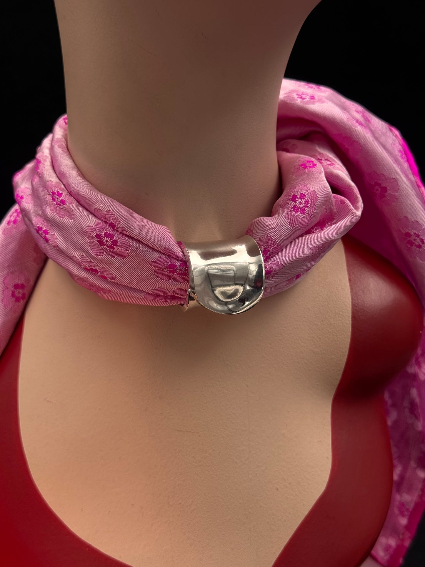Bestilling! Vintage skjerfring av et armbånd