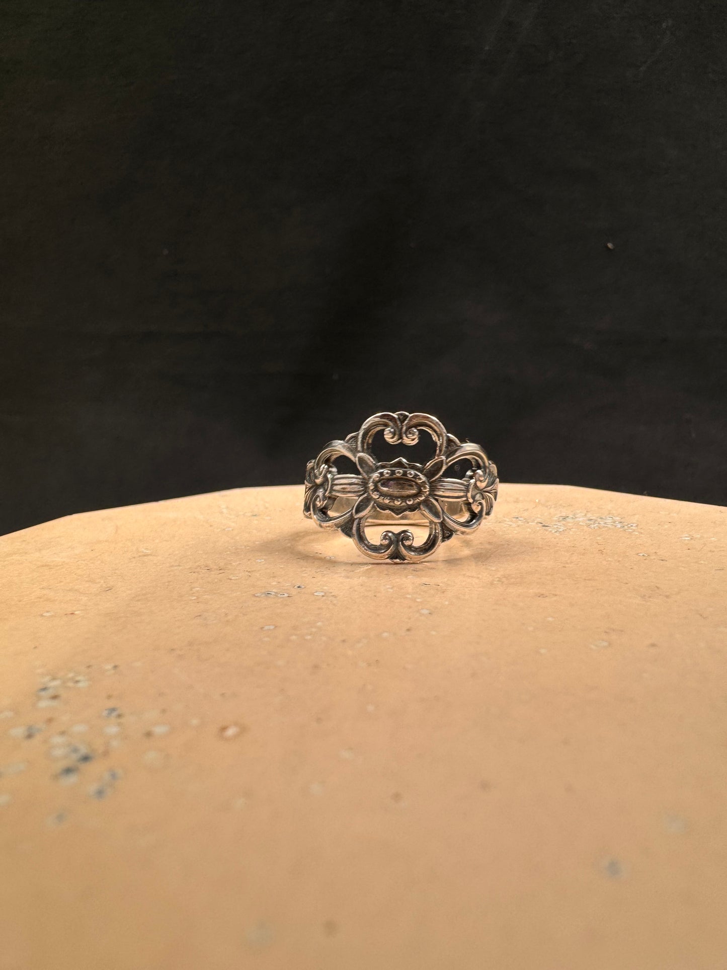 Vintage ring  «Anne» str 56