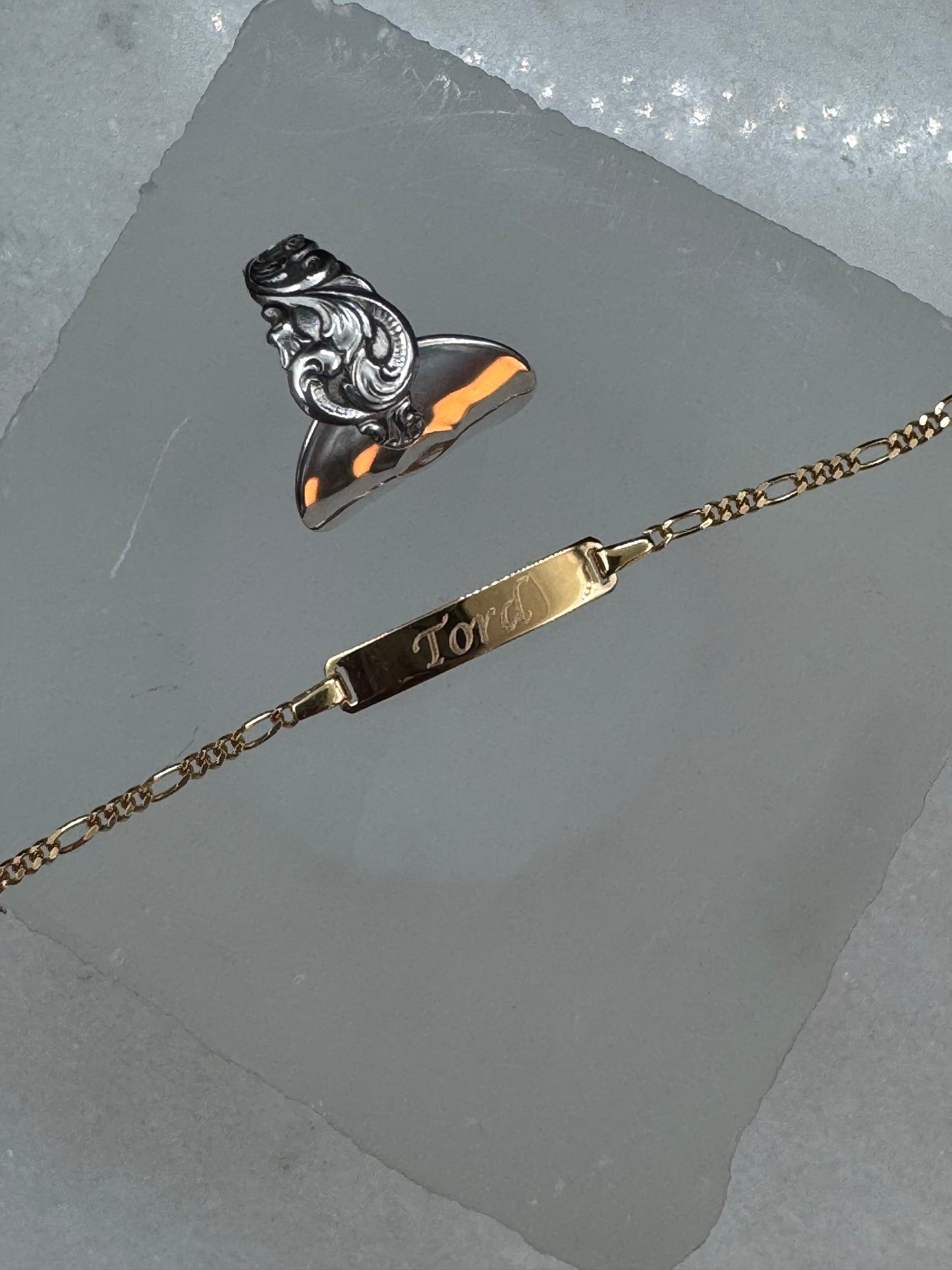 Bestilling! Vintage sløyfering av saltskje og forgylling av armbånd