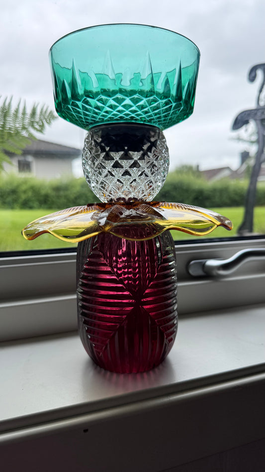 Mini Solcellelampe med burguner fot og sjøgrønn skål