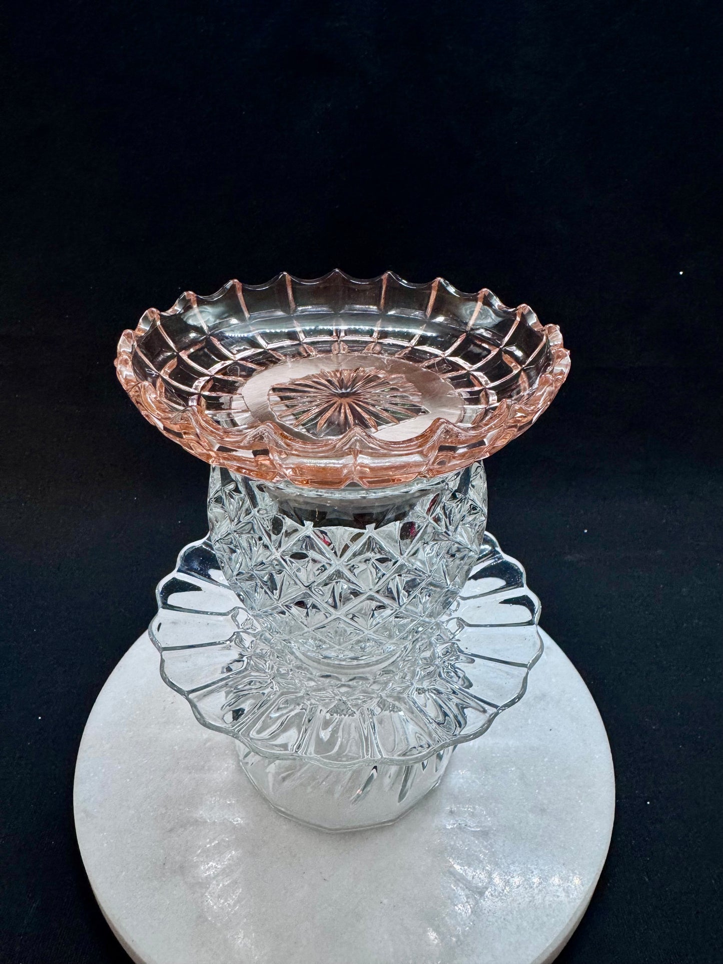 Vintage solcellelampe klart glass og rosa glassfat