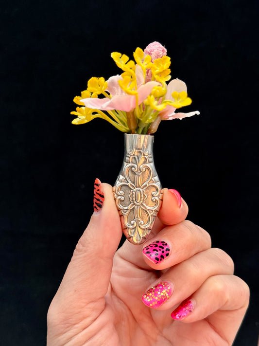 Vintage Blomstervase Brosje «Anne»
