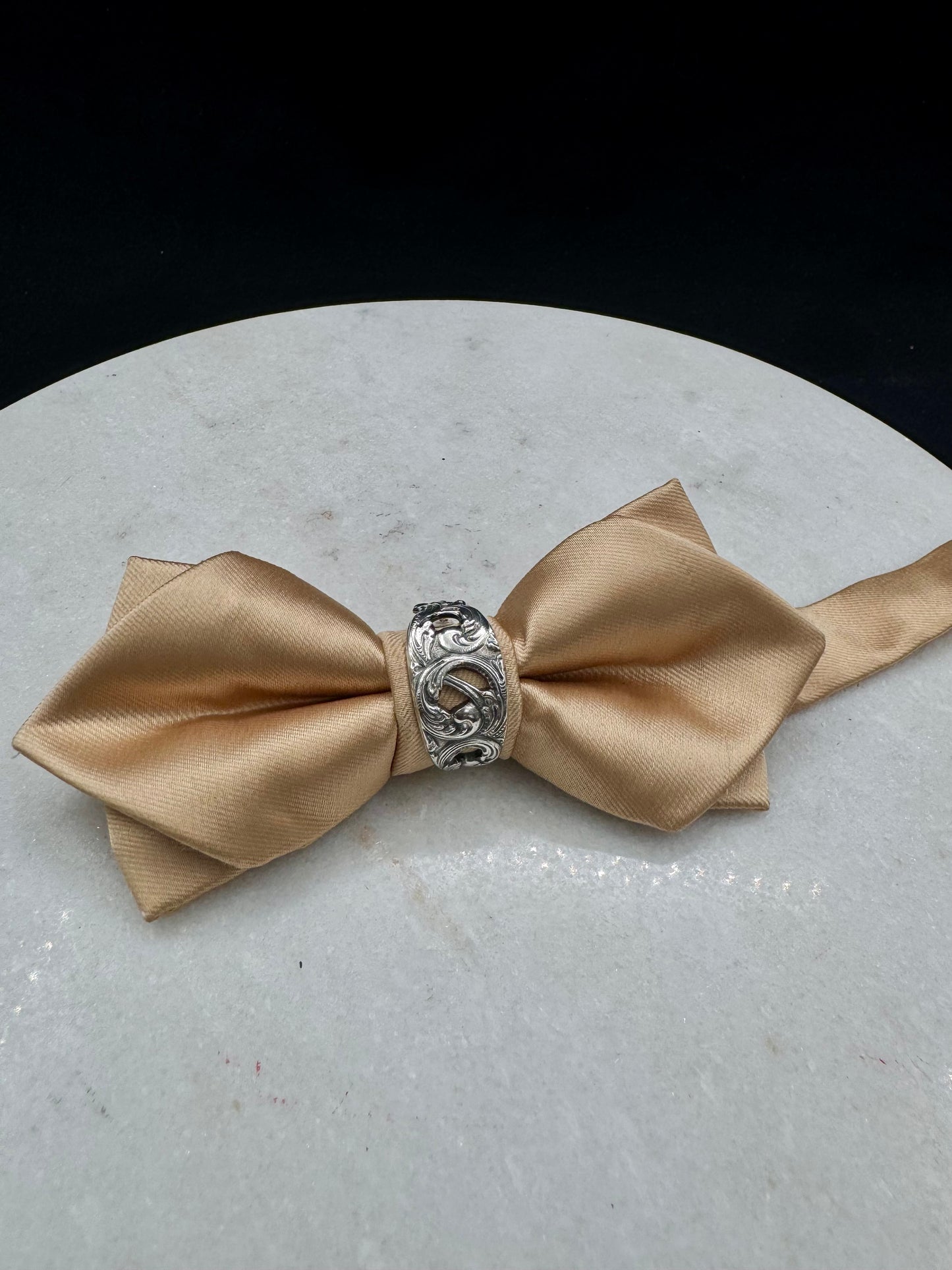 Vintage Sløyfering «Hardanger rokokko»
