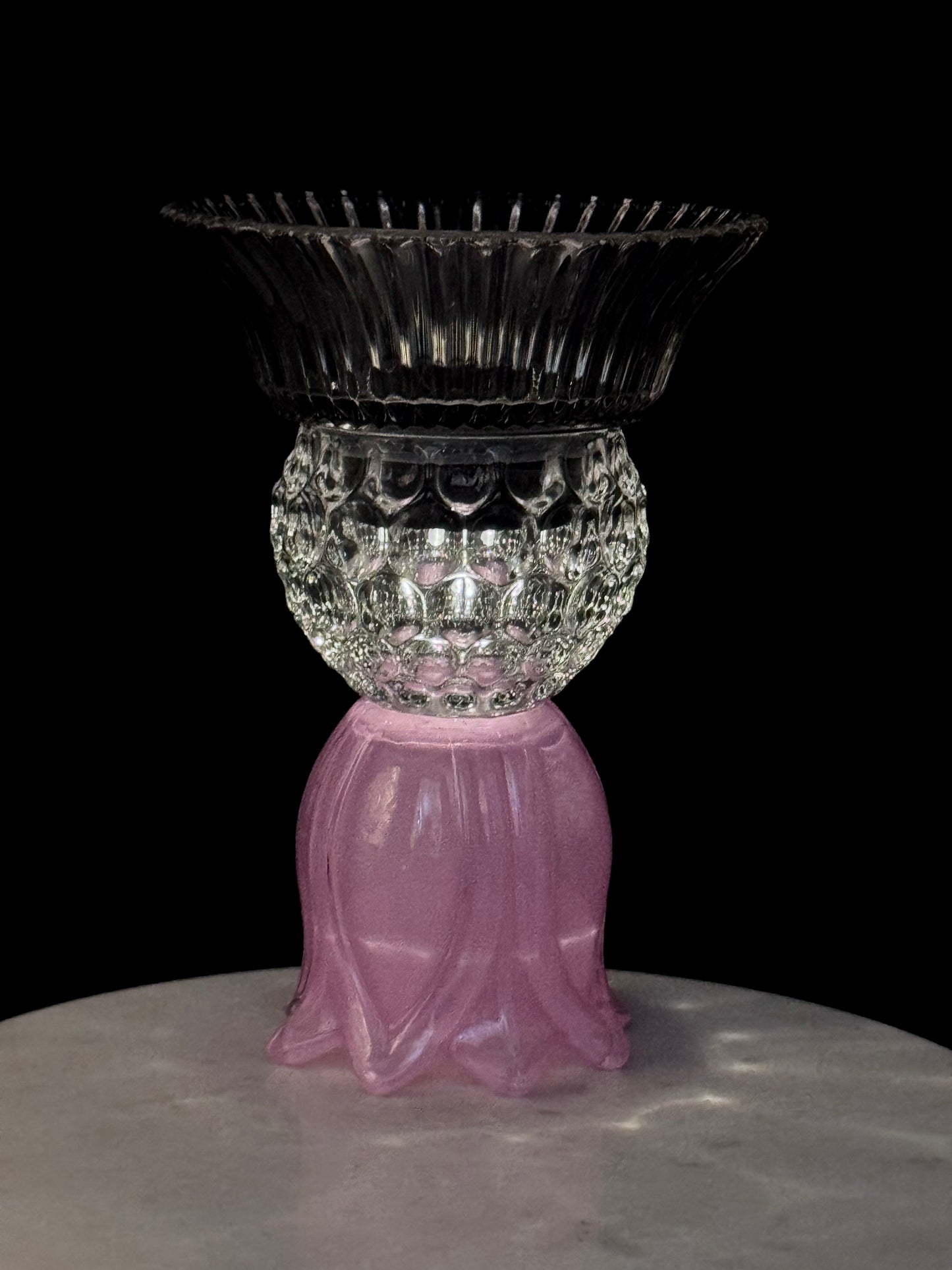 Mini Solcellelampe med rosa fot og glasskål