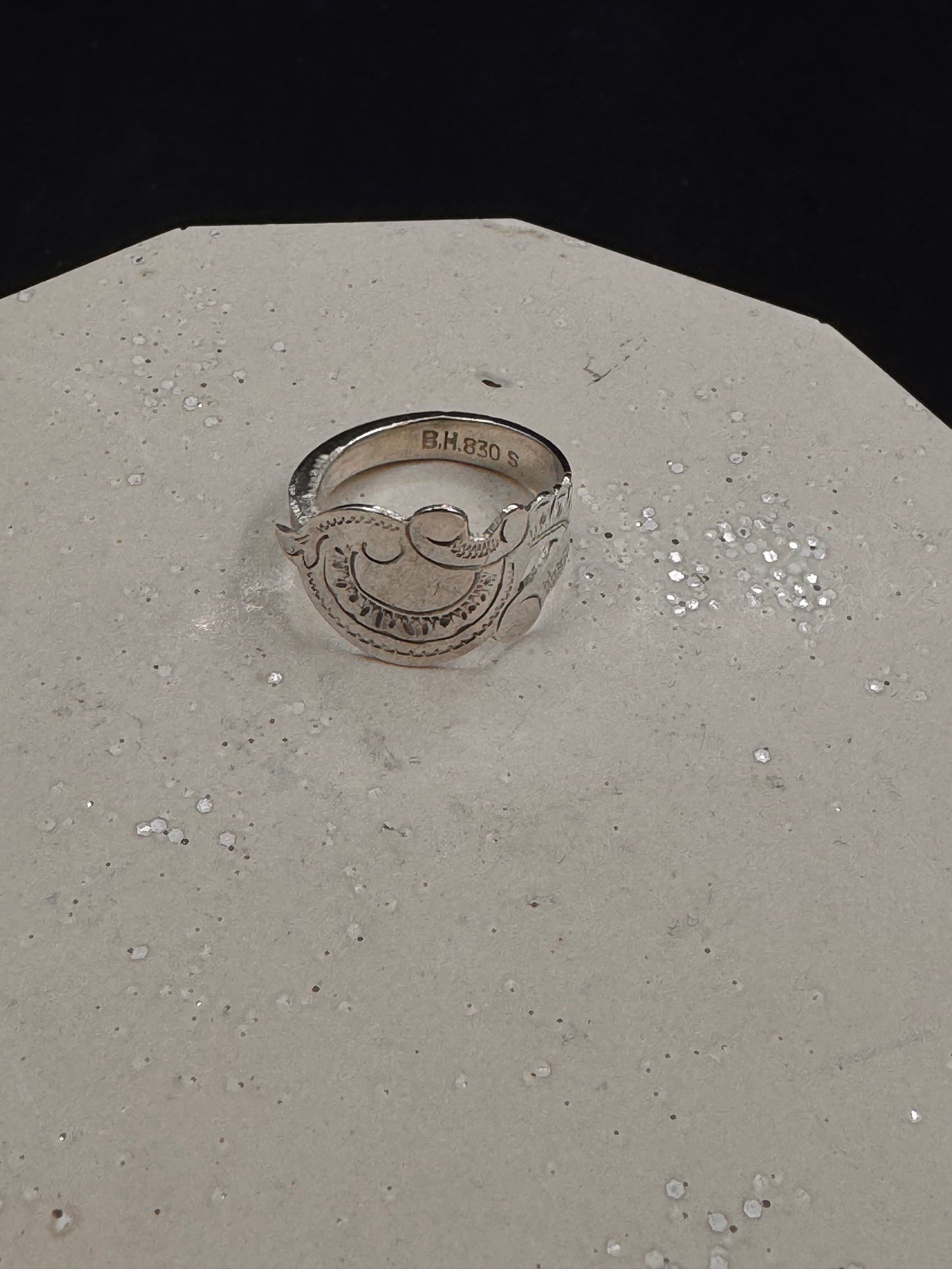 Antikk Sølvring str 59