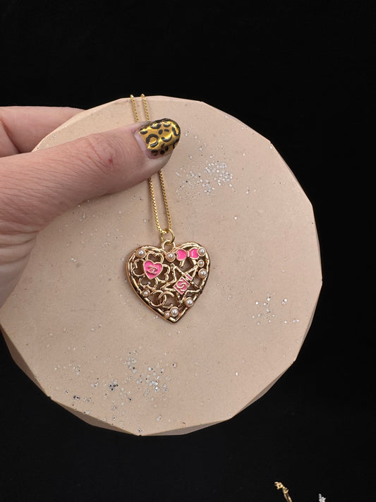 Vintage Chanel smykke stort hjerte i gull og rosa