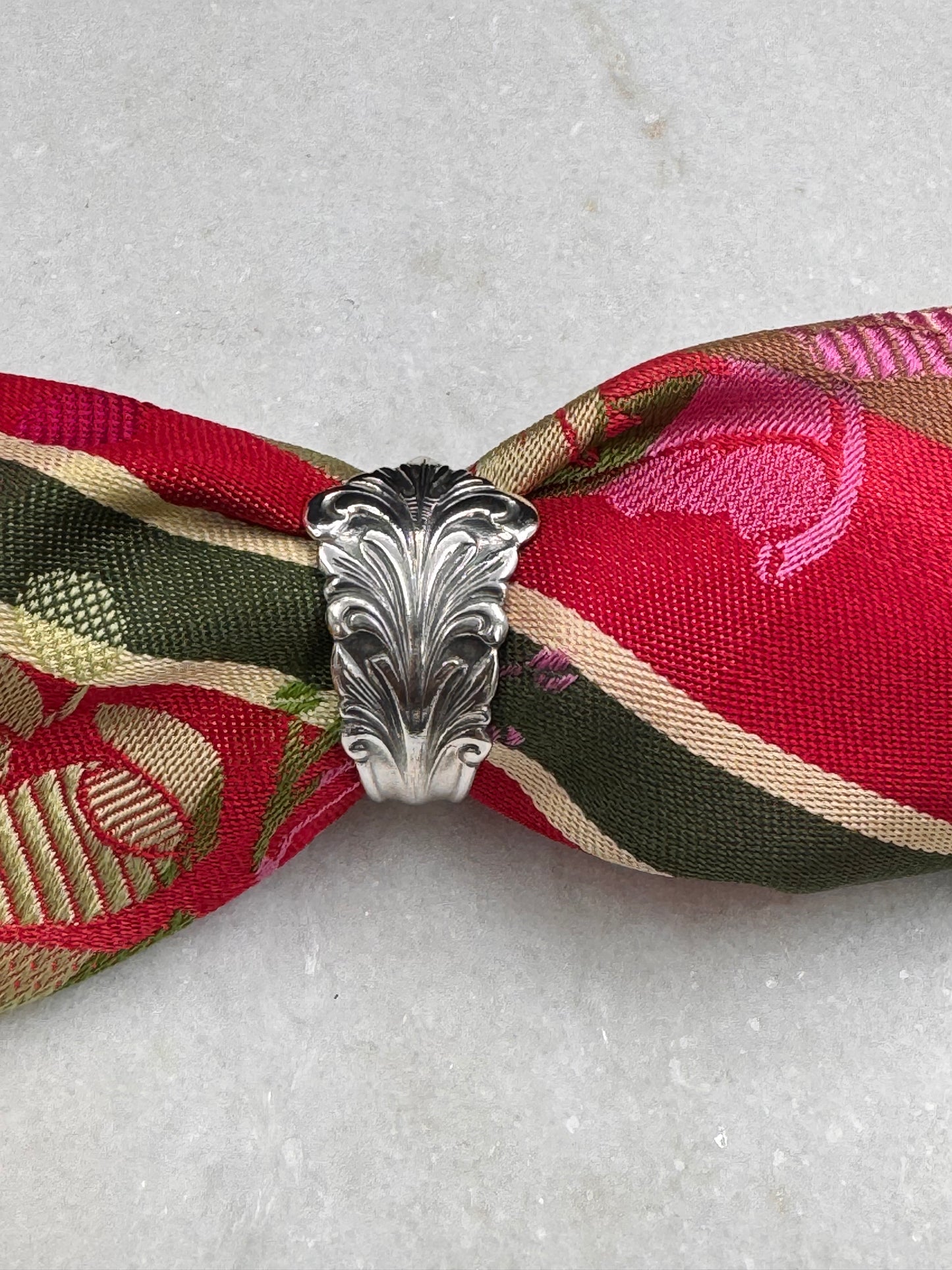 Vintage Skjerfring «Slørhale» oksider