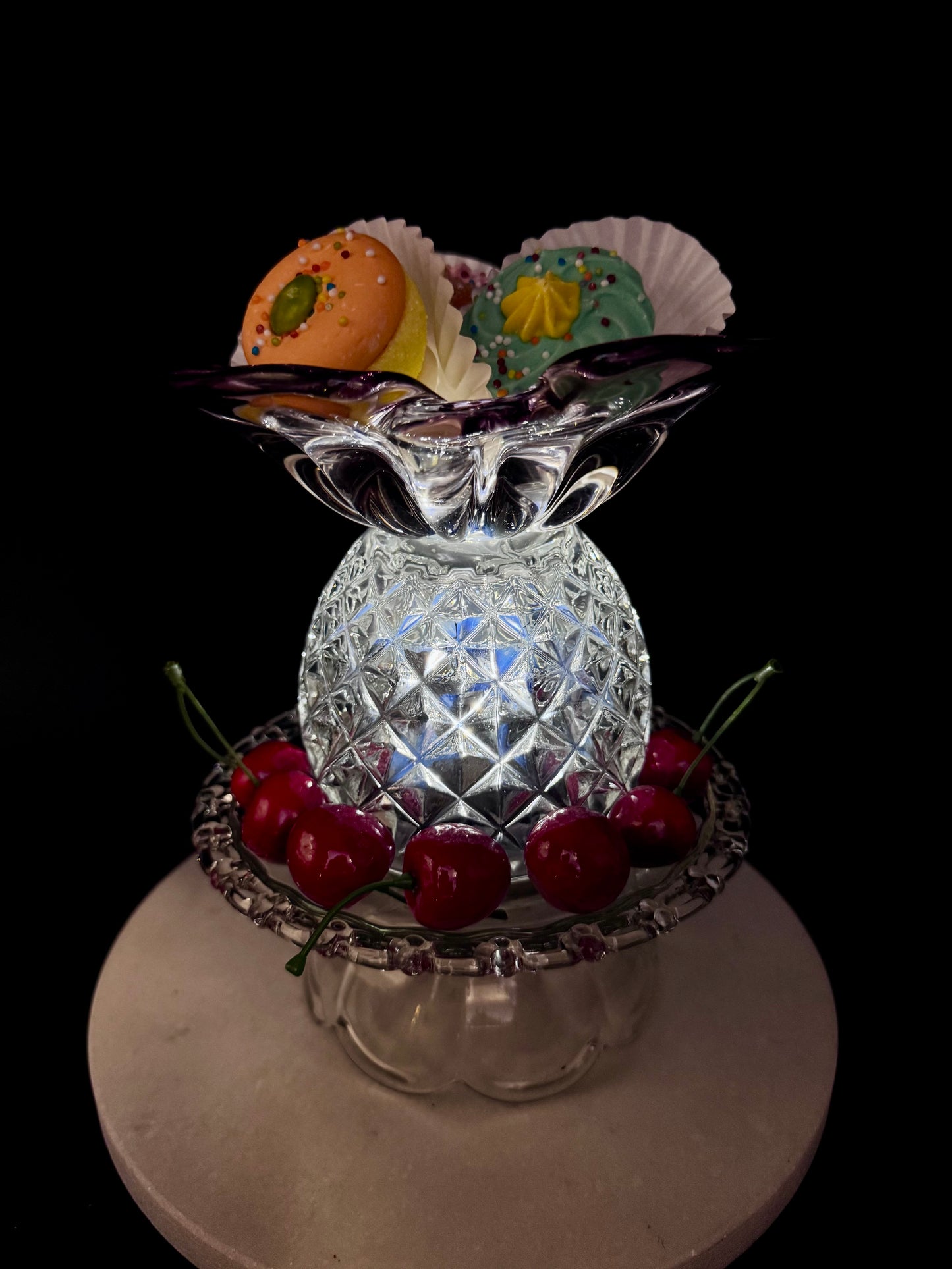 Vintage solcellelampe lilla Chribska krystall og glasskål