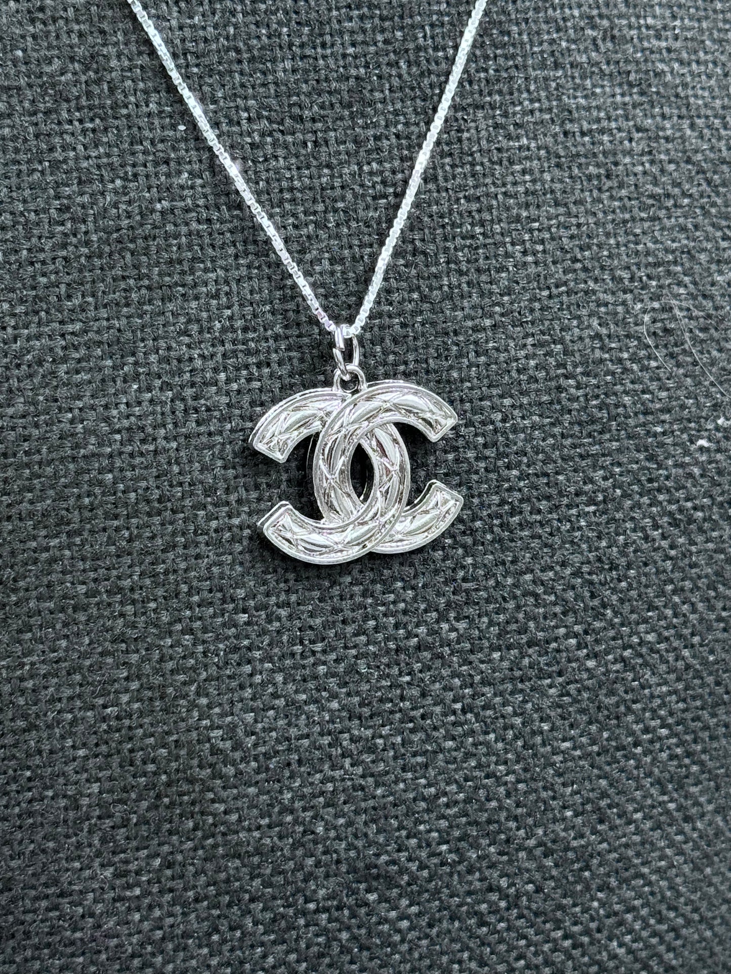 Vintage Chanel smykke dobbel C i sølv